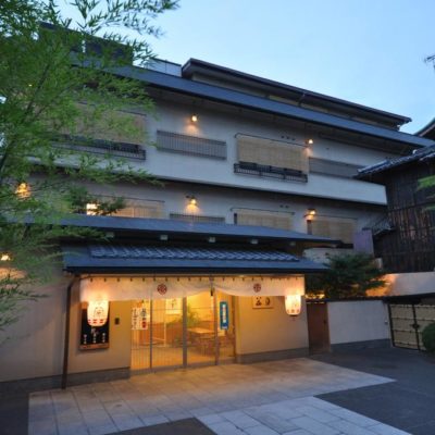 Ryokan Karaku